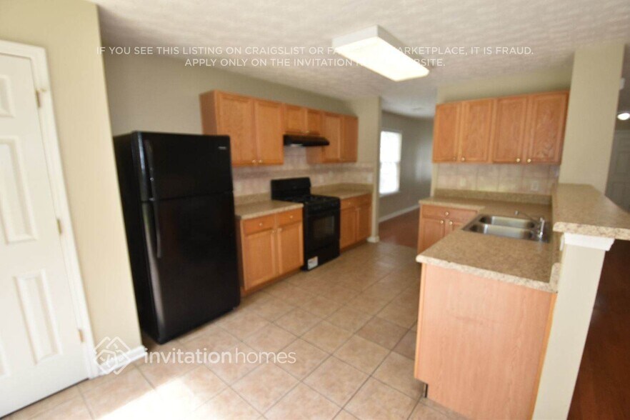 Building Photo - 214 Weatherstone Pointe Dr