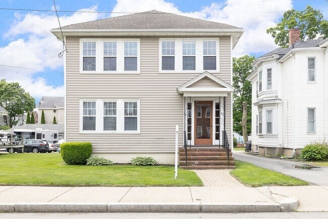 Primary Photo - 62 Vernon St