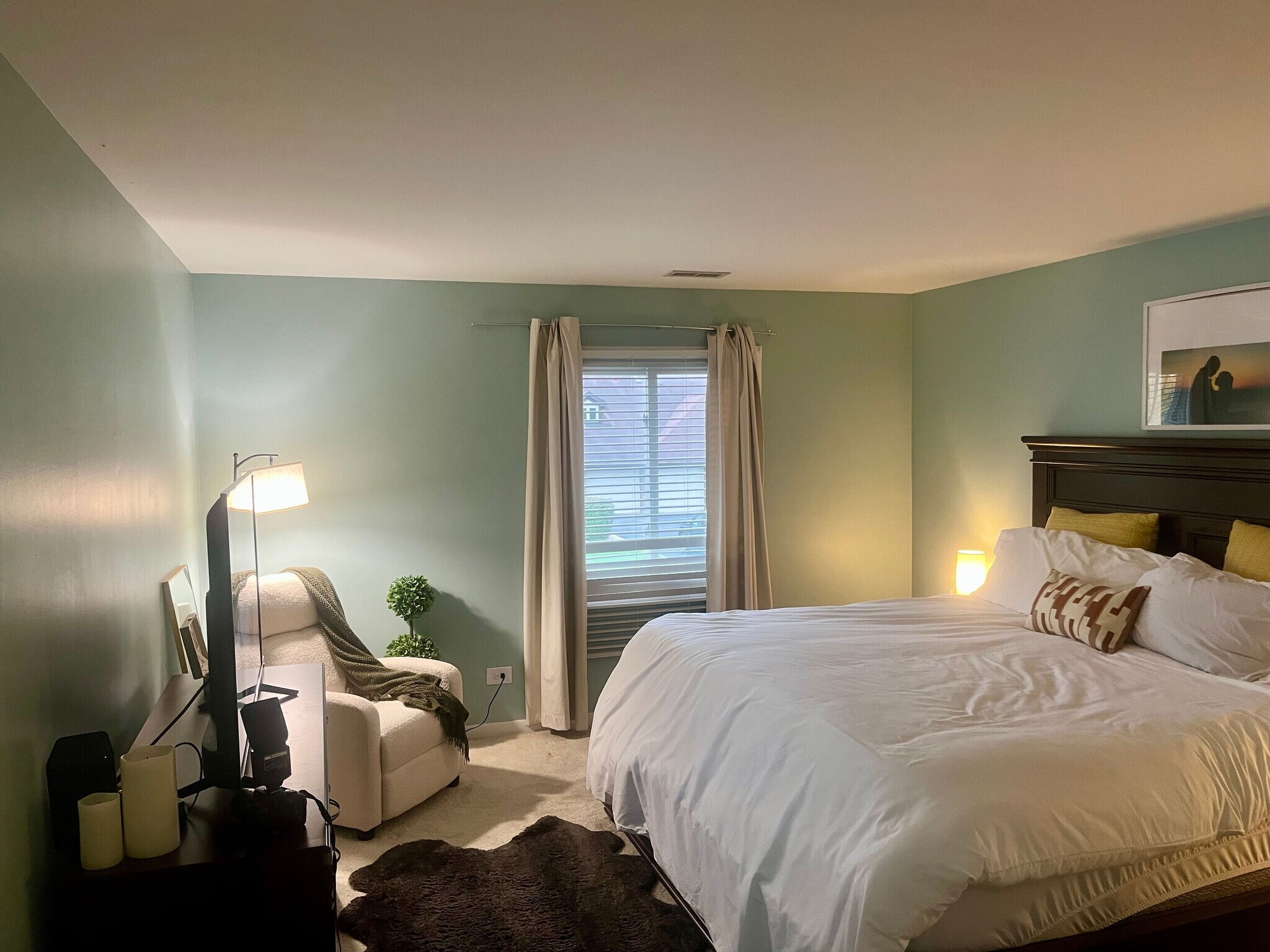 Master bedroom pic 2 - 15718 Orlan Brook Dr