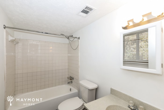 Building Photo - 8138 Englewood Trail