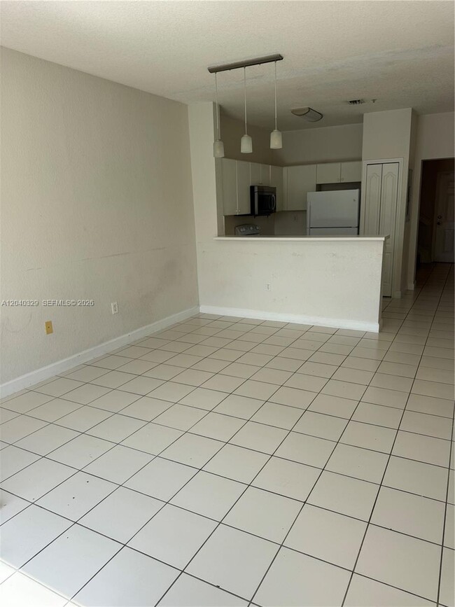 Building Photo - 17640 NW 73rd Ave