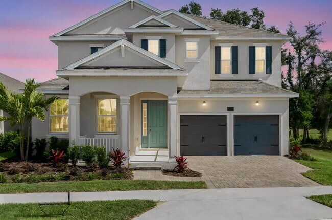 Building Photo - "Spacious 4-Bedroom Gem with 3 Full Baths in Charming Winter Garden!"