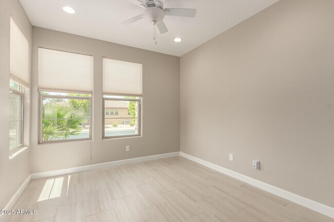 Building Photo - 36037 N Copper Hollow Way