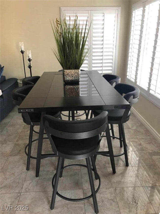 Building Photo - 985 Flapjack Dr