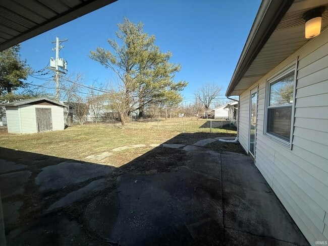 Building Photo - 4126 W Belle Ave