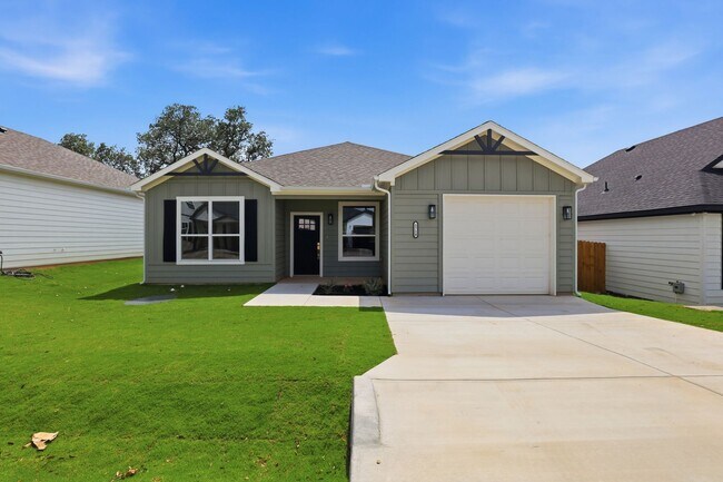 Building Photo - 5718 Barkridge Dr