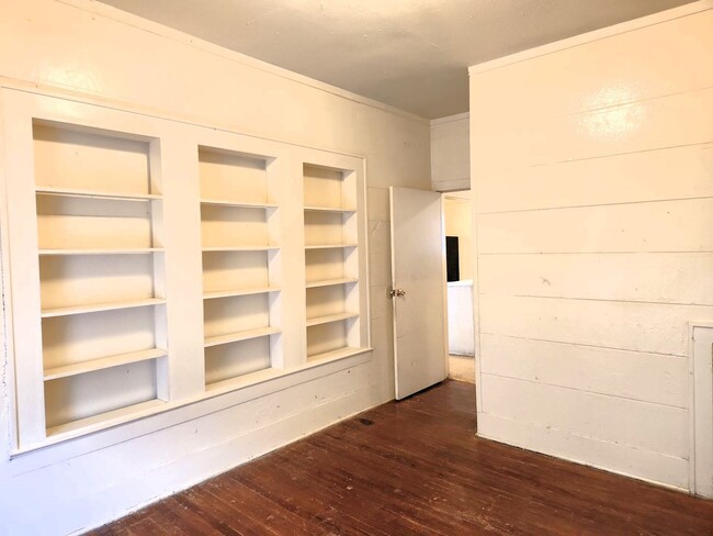 Building Photo - 2225 Fillmore St