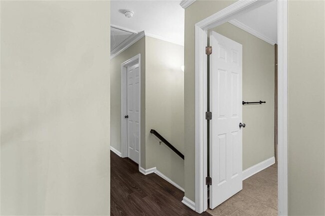 Building Photo - 11395 Brookhollow Trail