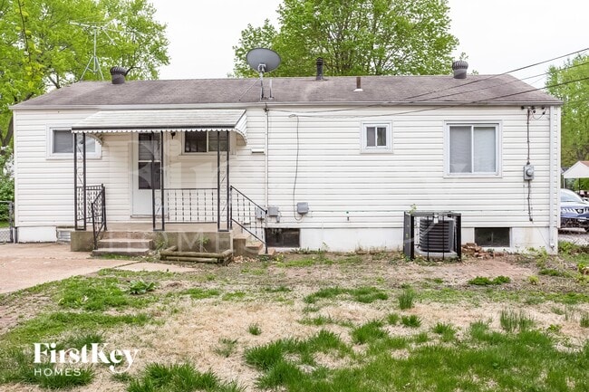 Building Photo - 1095 Ozment Dr