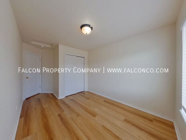 Building Photo - 4055 Morning Glory Rd