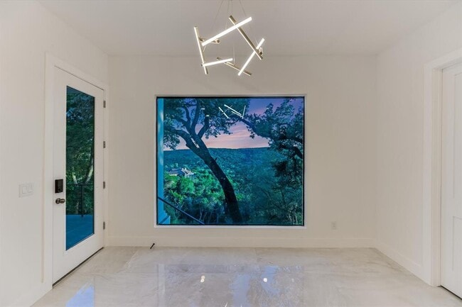 Building Photo - 9409 Bell Mountain Dr