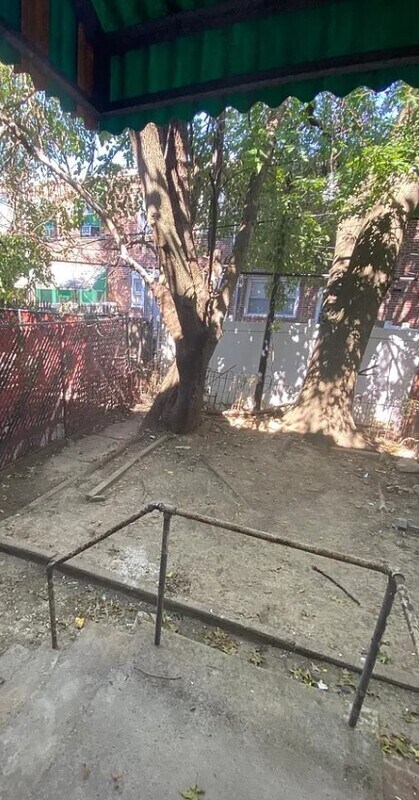 Building Photo - 2507 S Dewey St