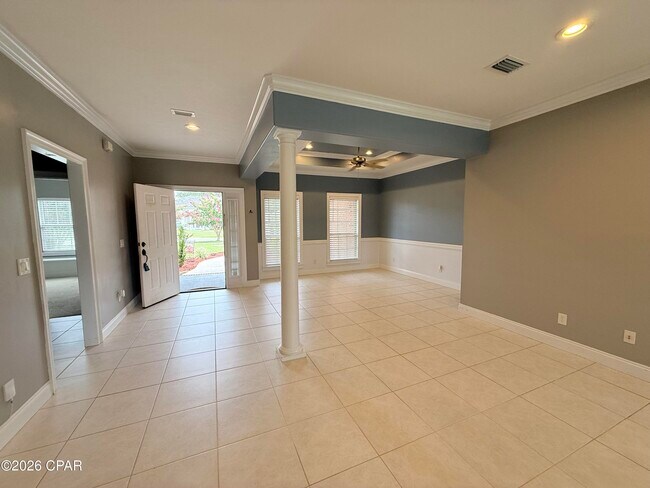 Building Photo - 3719 Bay Tree Rd