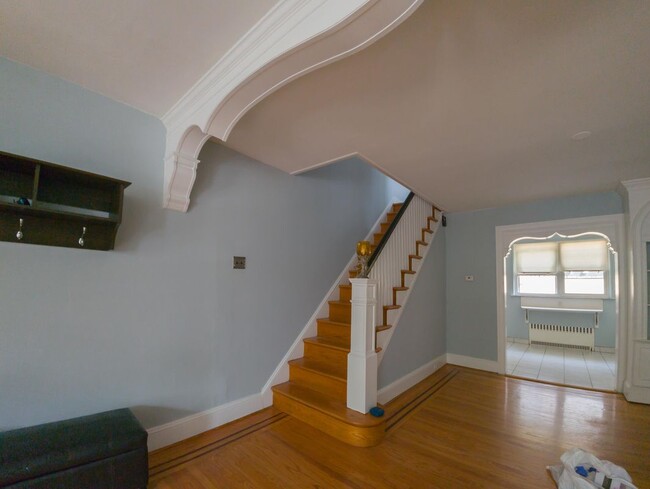 Building Photo - 1029 Fernon St