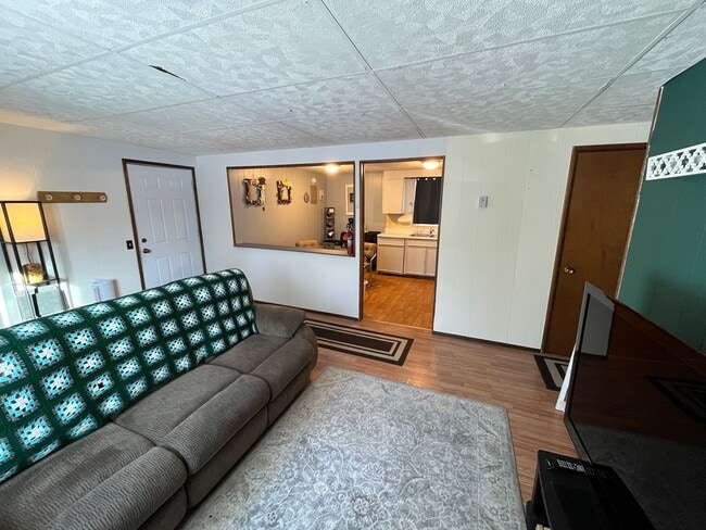 Building Photo - 3748 Swenson Ave