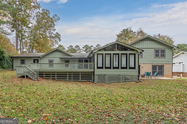 Building Photo - 2431 Weatherford Ct