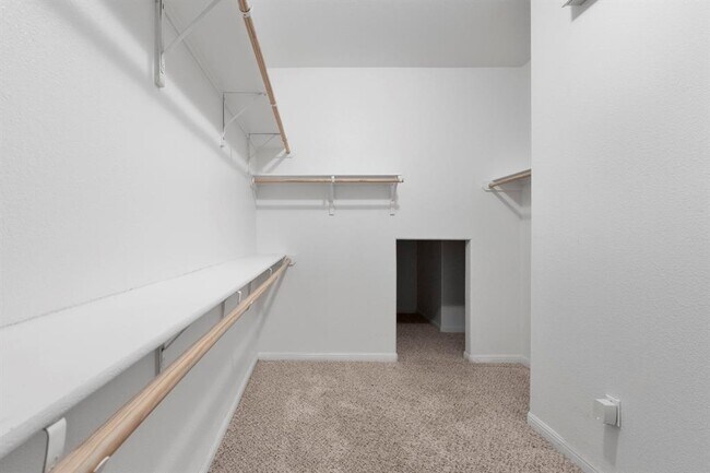 Building Photo - 8525 Reggio St