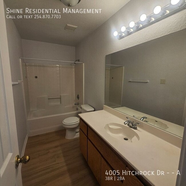 Building Photo - 4005 Hitchrock Dr