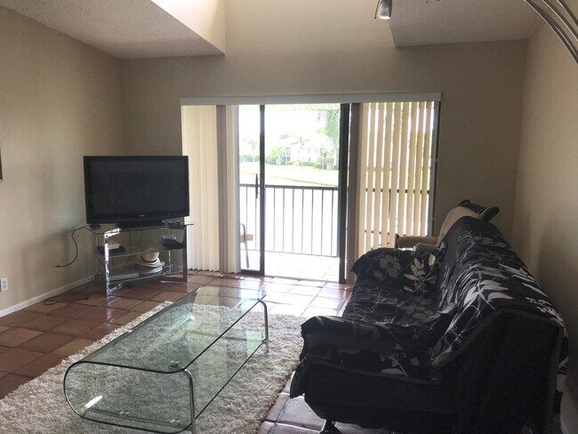 Building Photo - 1107 Green Pine Blvd