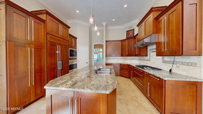 Building Photo - 1334 Charter Ct