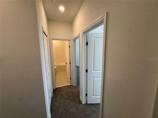 Building Photo - 1832 Archer Dr