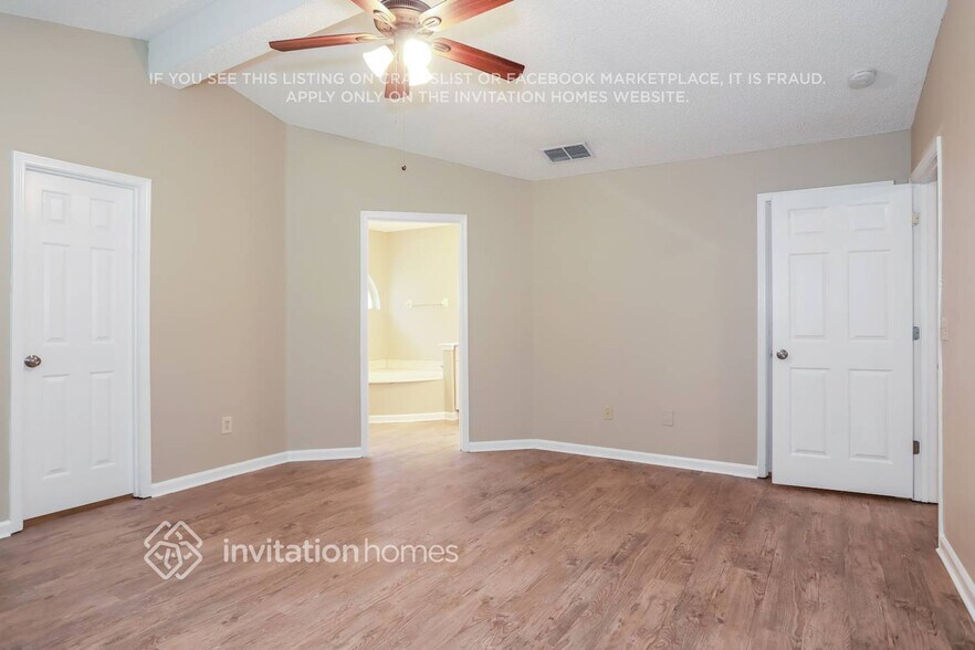 Building Photo - 11769 Mountain Ash Rd E