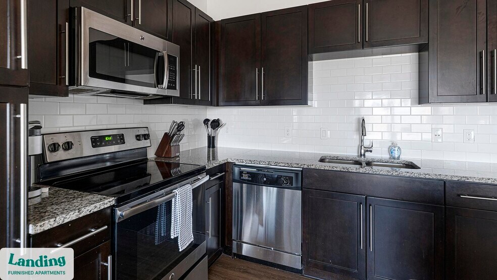 Building Photo - 12700 Ridgeline Blvd