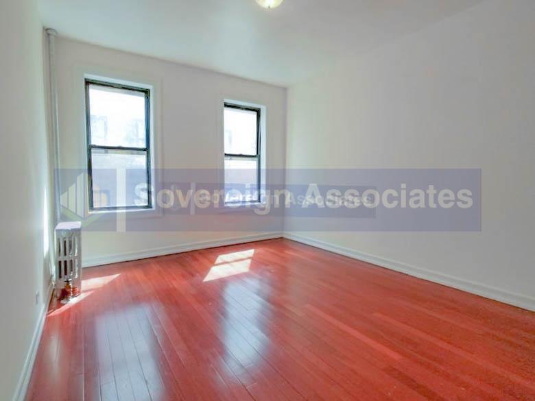 Building Photo - 710 W 173rd St