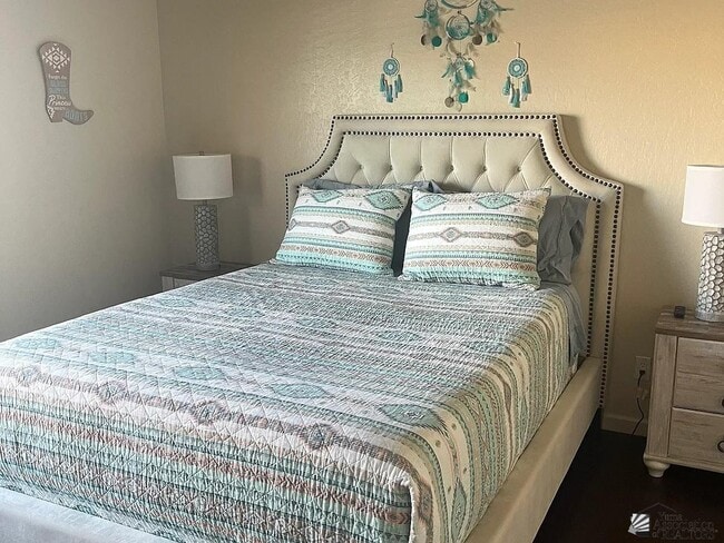 Building Photo - 3531 W 27th Ln