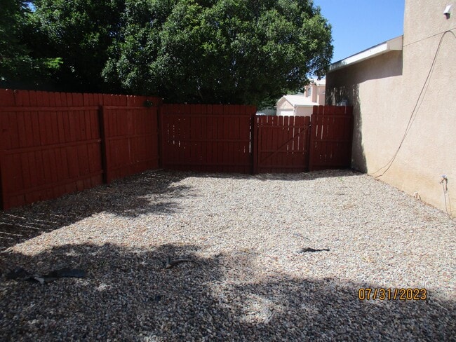 Building Photo - 4116 Rancho Alegre Rd NW