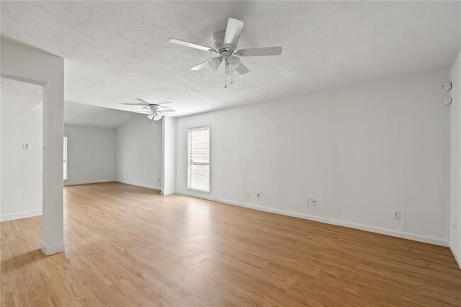 Building Photo - 17415 N Barker St
