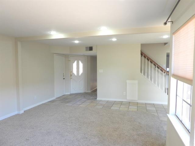 Building Photo - 4090 Windhaven Ln
