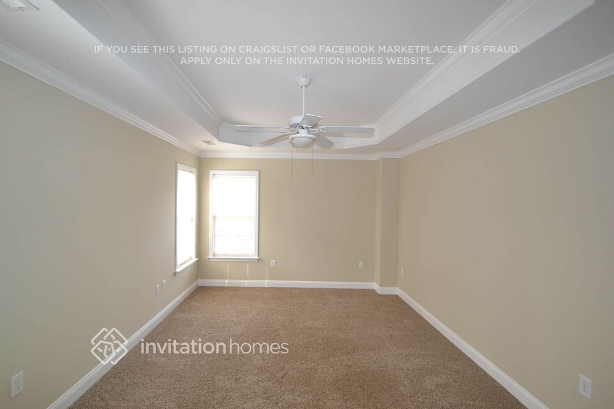 Building Photo - 9203 High Rock Dr