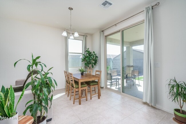 Building Photo - 17945 W Monte Lindo Ln