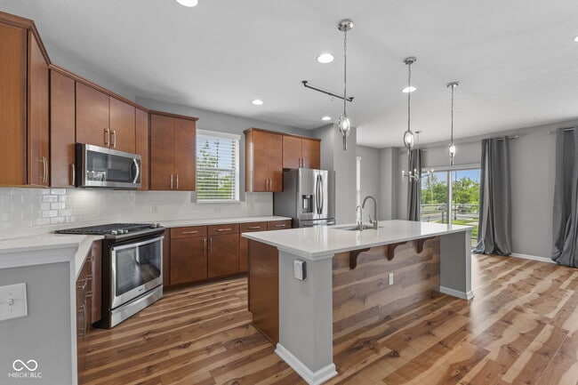 Building Photo - 13093 Grand Vue Dr