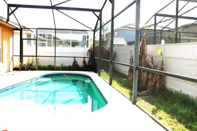 Building Photo - 1932 Magical Ln