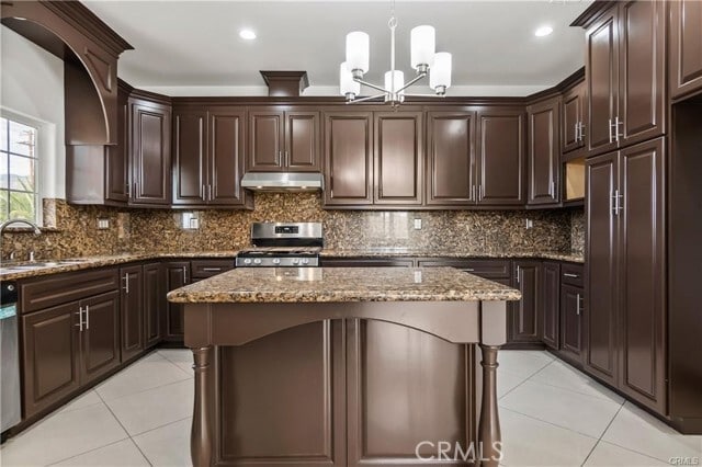 Building Photo - 3865 Del Rosa Ave