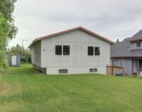 Building Photo - 2 Bedroom, 1 Bath in West Anchorage.