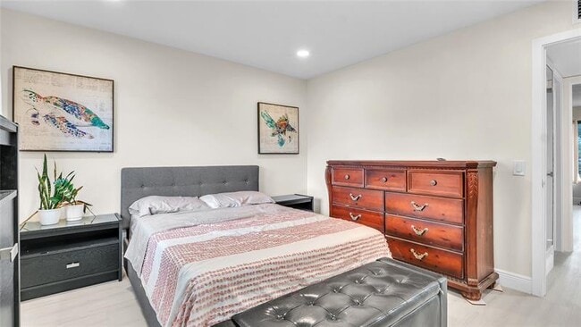 Building Photo - 4292 Deste Ct