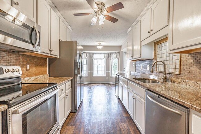 Building Photo - 6513 Jacobs Creek Cir