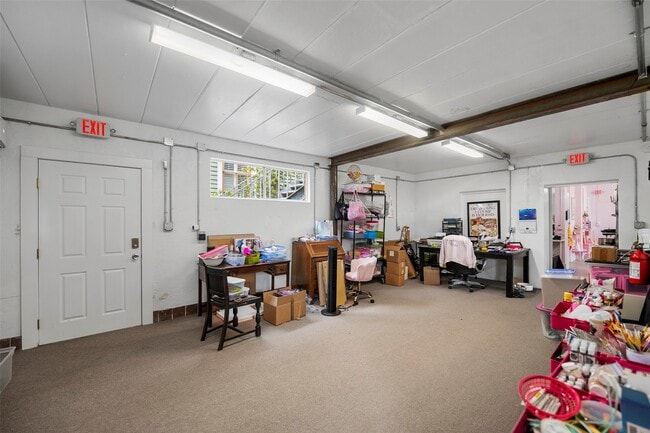 Building Photo - 1801 Avenue L