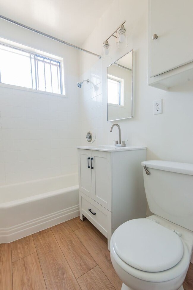 Building Photo - 15th Street Residences