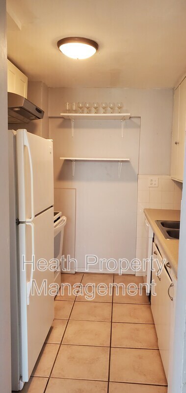 Building Photo - 6570 70th Ave N