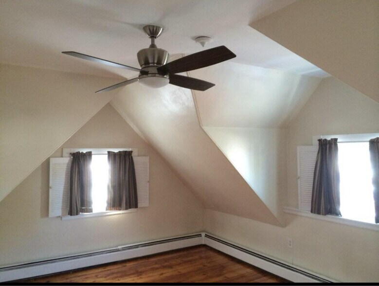 Building Photo - 38 Broadway