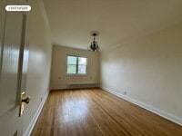 Building Photo - 48-10 28th Ave
