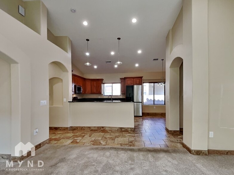 Building Photo - 4162 W Glance Mine Pl