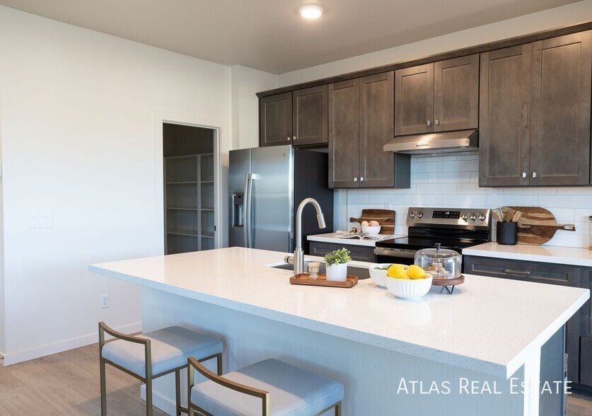 Building Photo - 1118 W Audrey Lane