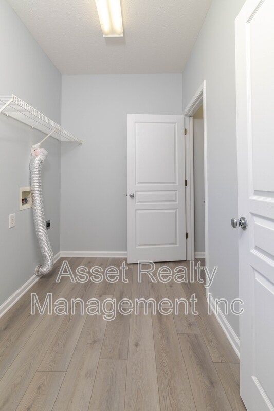 Building Photo - 1217 Dreamview Ln