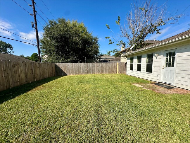 Building Photo - 15631 Barber Grove Ln