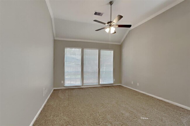 Building Photo - 5011 Greenriver Valley Dr